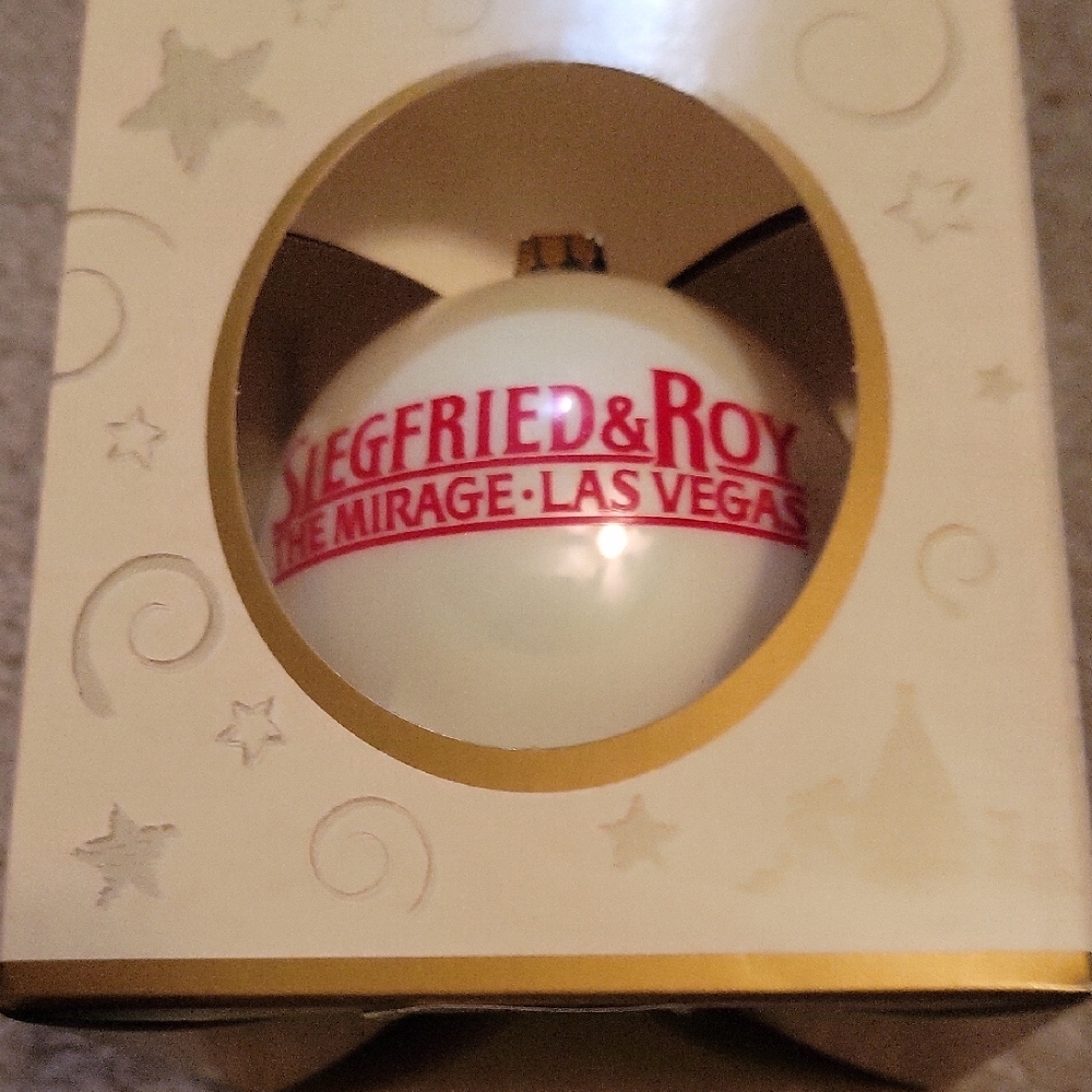 Siegfried & Roy White Holiday Ornament